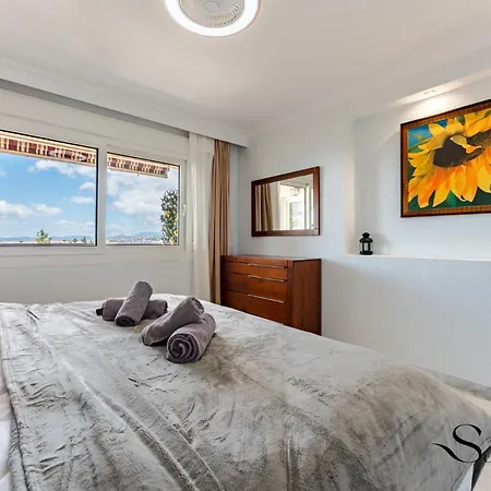 Marvelous Views, Pools, Steps To The Beach! Lägenhet Benalmádena