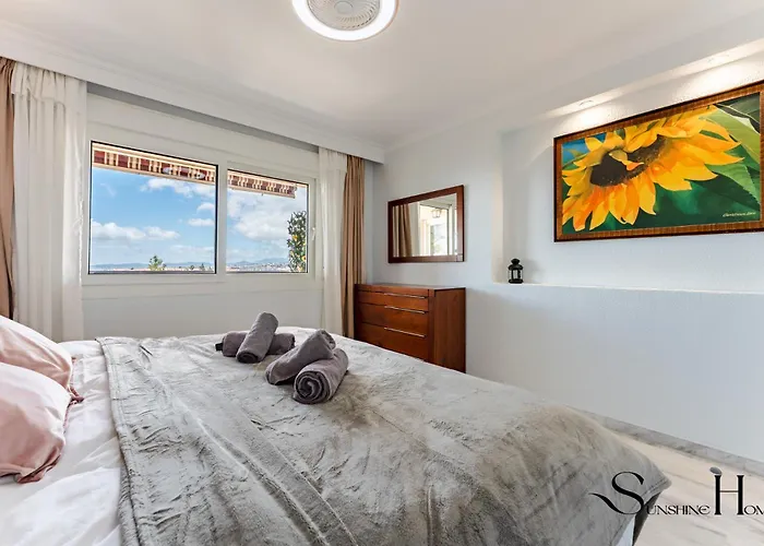 Marvelous Views, Pools, Steps To The Beach! Apartament Benalmádena